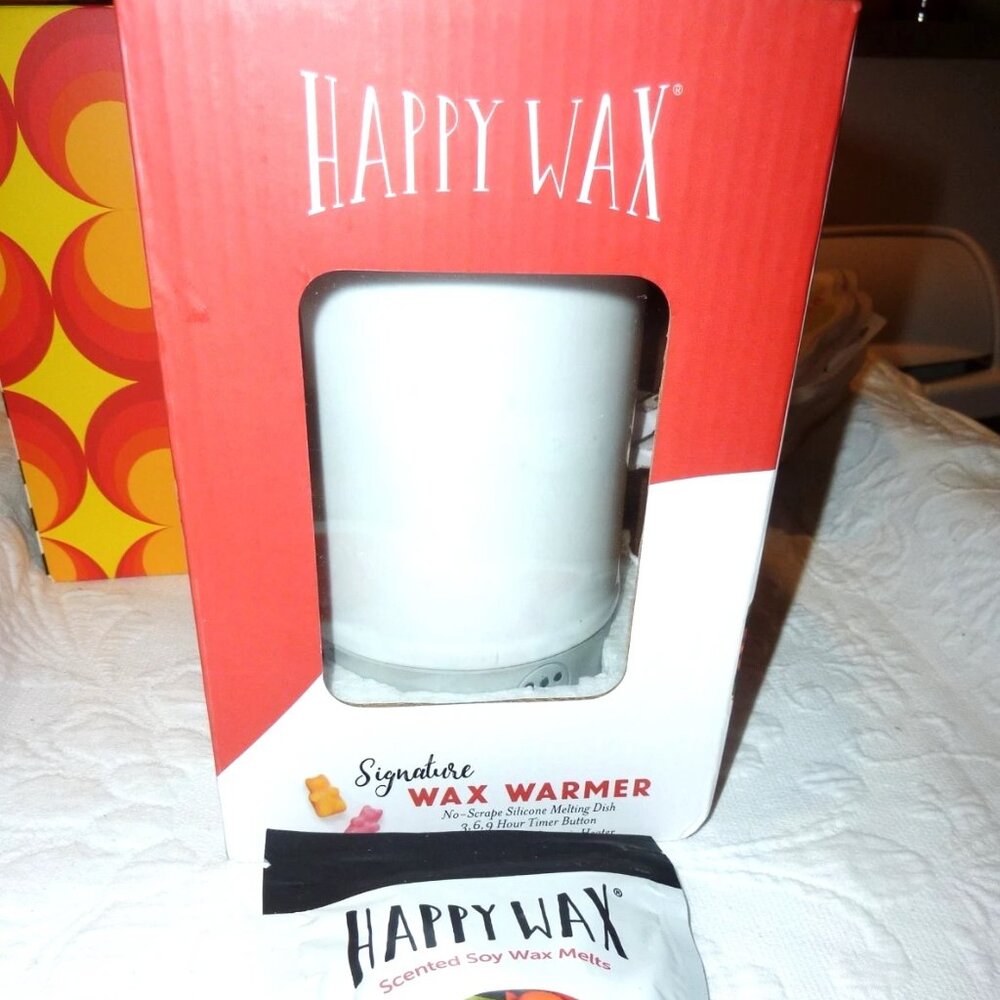 NIB Happy Wax Signature Wax Warmer In White With Red Mandarin Wax Melts